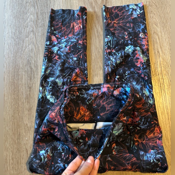 Lululemon Fast & Free Crop II - Picture 10 of 11